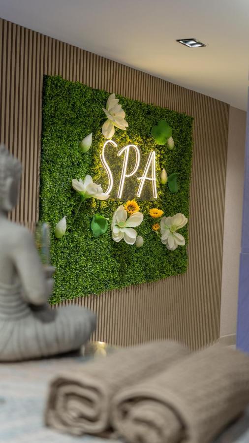 Agsel Hotel&SPA Tirana Buitenkant foto