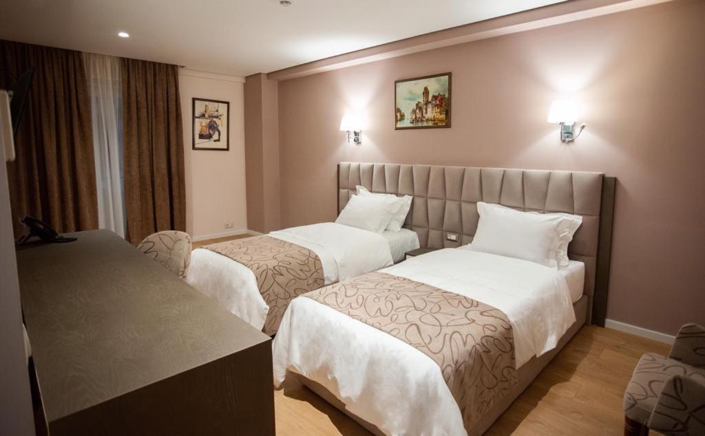 Agsel Hotel&SPA Tirana Buitenkant foto