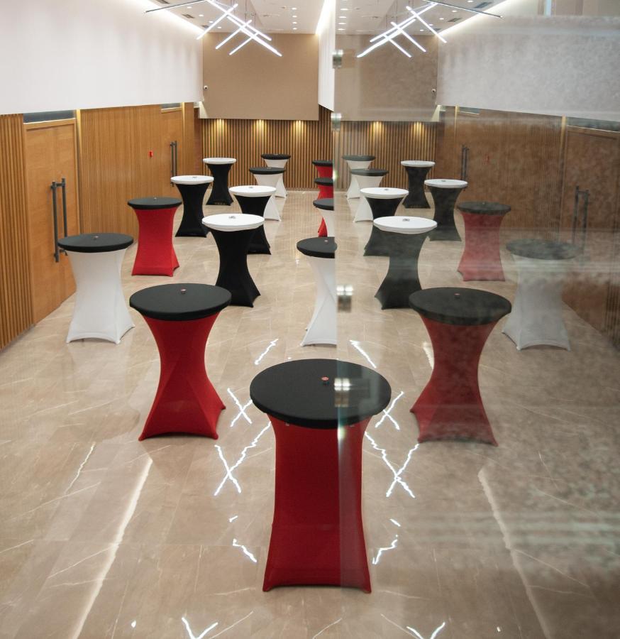 Agsel Hotel&SPA Tirana Buitenkant foto